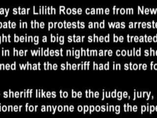 Terkenal broadway protester terpaksa untuk menelanjangi & mendapat tersiksa oleh morton county sheriffs departemen hanya &commat;captivecliniccom