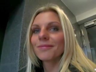 Eurobabe Katka fucked in her apartment