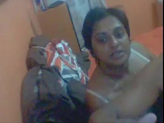 Indian desi excelent albastru vid nevasta de casa aunty Adult film matura www.xnidhicam.blogspot.com